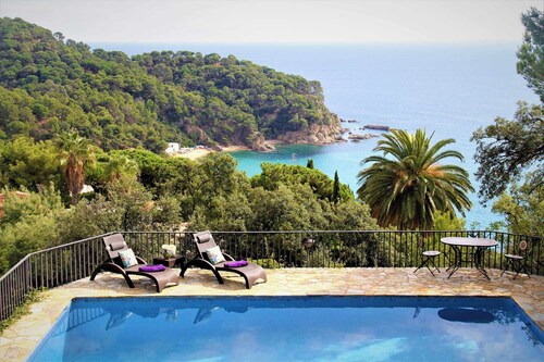 Villa Can Toni | Vue Mer Piscine Jacuzzi Climatisé Idéal pour Familles