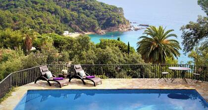 Villa Can Toni | Vue Mer Piscine Jacuzzi Climatisé Idéal pour Familles