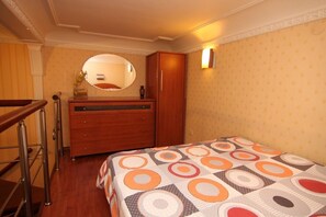 1 bedroom, iron/ironing board, WiFi, bed sheets