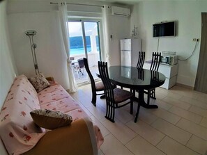 Apartament, 1 dormitori, fumadors, piscina privada | Equipament de l'habitació