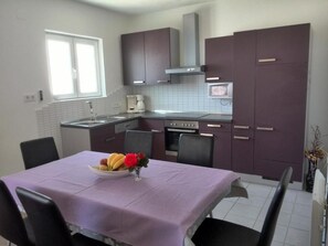 Apartment, 1 Bedroom, Smoking, Balcony | Dining - Guesthouse Raffaello (Rab)
