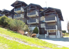 Exterior - Stunning 6-room apartment at the foot of the slopes, 4 ensuite bedrooms, Les Gets center (Les Gets)