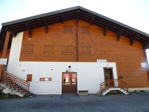Uklassifisert bilde, 2 av 15, knapp