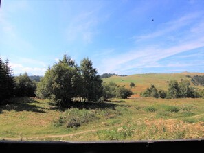 Vue depuis lâhĂ©bergement