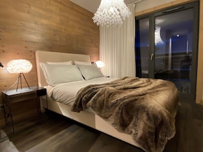 4 chambres, fer et planche à repasser, Wi-Fi gratuit