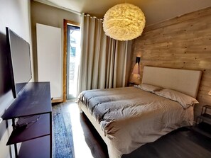 4 chambres, fer et planche à repasser, Wi-Fi gratuit