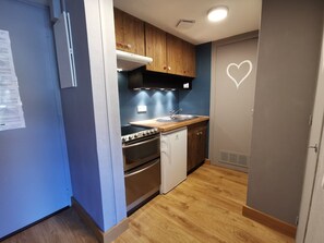 Fridge, microwave, oven, dishwasher - Studio cabin 4 pax near slopes, wifi, parking (Les Gets)