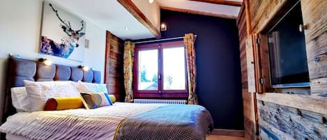 4 bedrooms, free WiFi