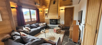 Cozy chalet with fireplace and parking, for 8 people