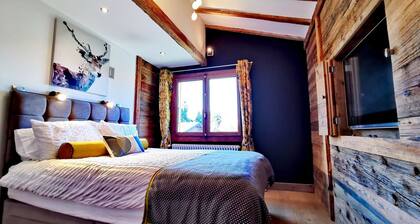 Cozy chalet with fireplace and parking, for 8 people