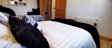 4 habitaciones y wifi gratis