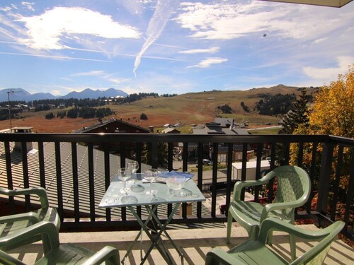 Appartement Cosy 2 Pièces aux Saisies - 5 Pers, Centre Station, Balcon Sud