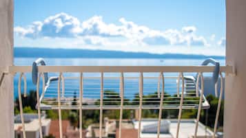 Standard Apartment, 1 Bedroom, Sea View, Sea Facing | Balcony view