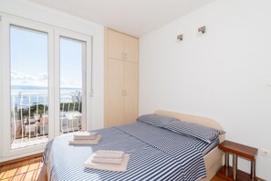 Standard Apartment, 1 Bedroom, Sea View, Sea Facing | 1 bedroom, soundproofing, iron/ironing board, cribs/infant beds - Trstenik Beach apartment (Split)