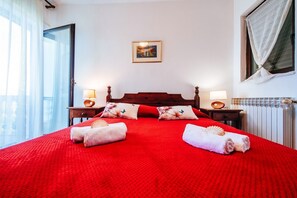 4 soverom, strykejern/-brett, wi-fi og sengetøy