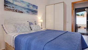 3 Schlafzimmer, BĂŒgeleisen/BĂŒgelbrett, kostenloses WLAN, BettwĂ€sche