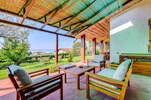 Terrace/patio - Villa Silva, with amazing lake view (Manerba del Garda)