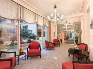 Lobby - Hotel Le Cardinal (Paris)