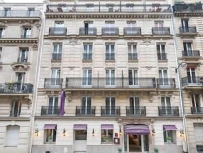 Exterior - Hotel Le Cardinal (Paris)