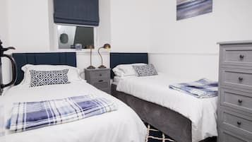 Ferienhaus | 2 Schlafzimmer, Bügeleisen/Bügelbrett, kostenloses WLAN, Bettwäsche