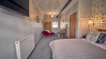 Cottage | 1 bedroom, iron/ironing board, free WiFi, bed sheets