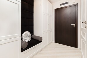 Studio, Kitchen | Room amenity - Tartaczna 2 Gdansk Old Town by Renters (Gdansk)