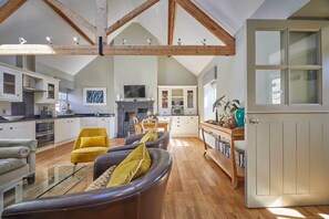 Departamento | Área de sala de estar | Televisión de pantalla plana 