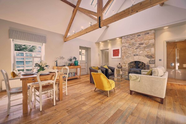 Departamento | Área de sala de estar | Televisión de pantalla plana 