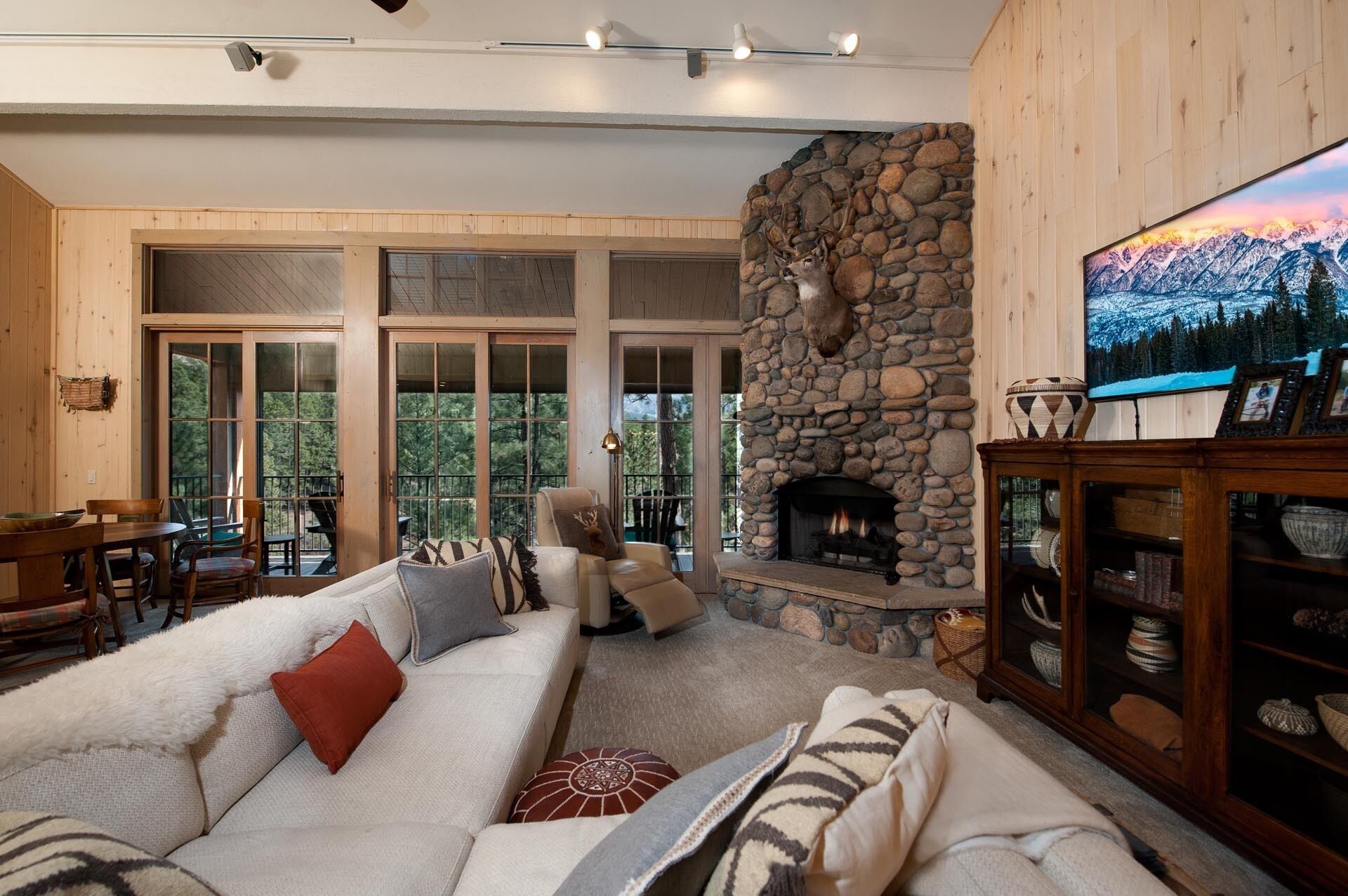 10 min to Ski - Luxury - Golf /AC/Pool/HotTub - Deck - Tamarron #846-847