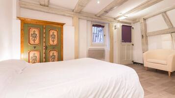 Reisekinderbett, kostenloses WLAN, Bettwäsche