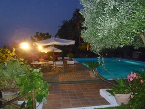 Utomhuspool
