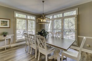 Dining - 1 Sea Oak - 2nd Row (50 yards) Ocean Forest Beach 5-Bedroom Home! (Hilton Head Island)