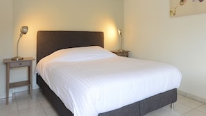 Wifi gratis y ropa de cama