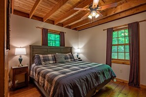 6 bedrooms, iron/ironing board, WiFi
