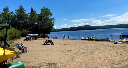 Sorella Lodge - 4th Lake Hollywood Hill Association