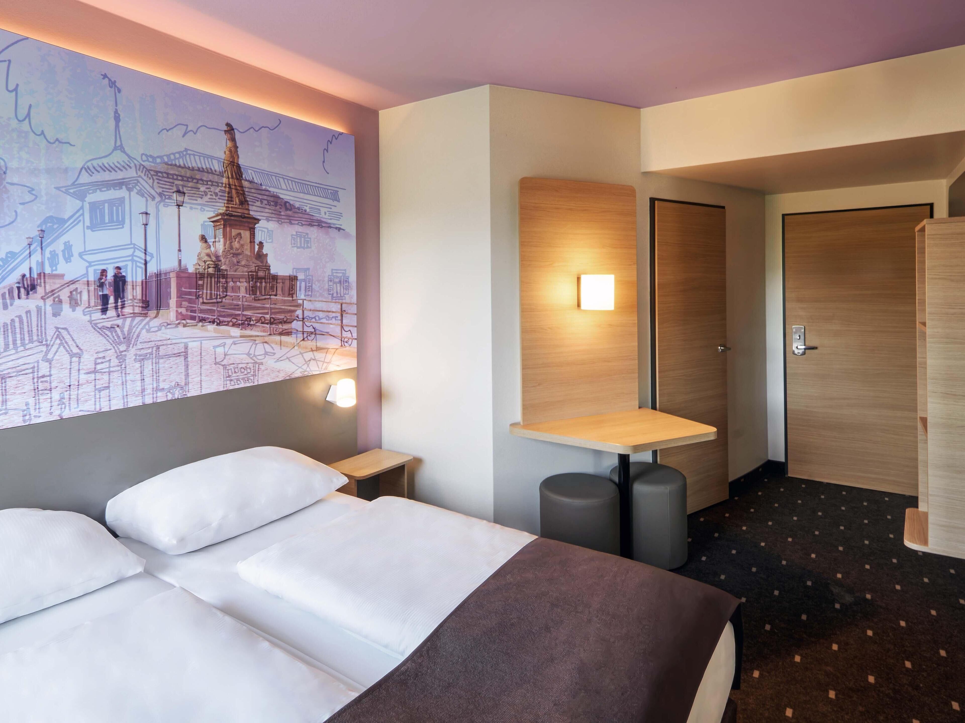 Twin Room | Desk, soundproofing, free WiFi, bed sheets