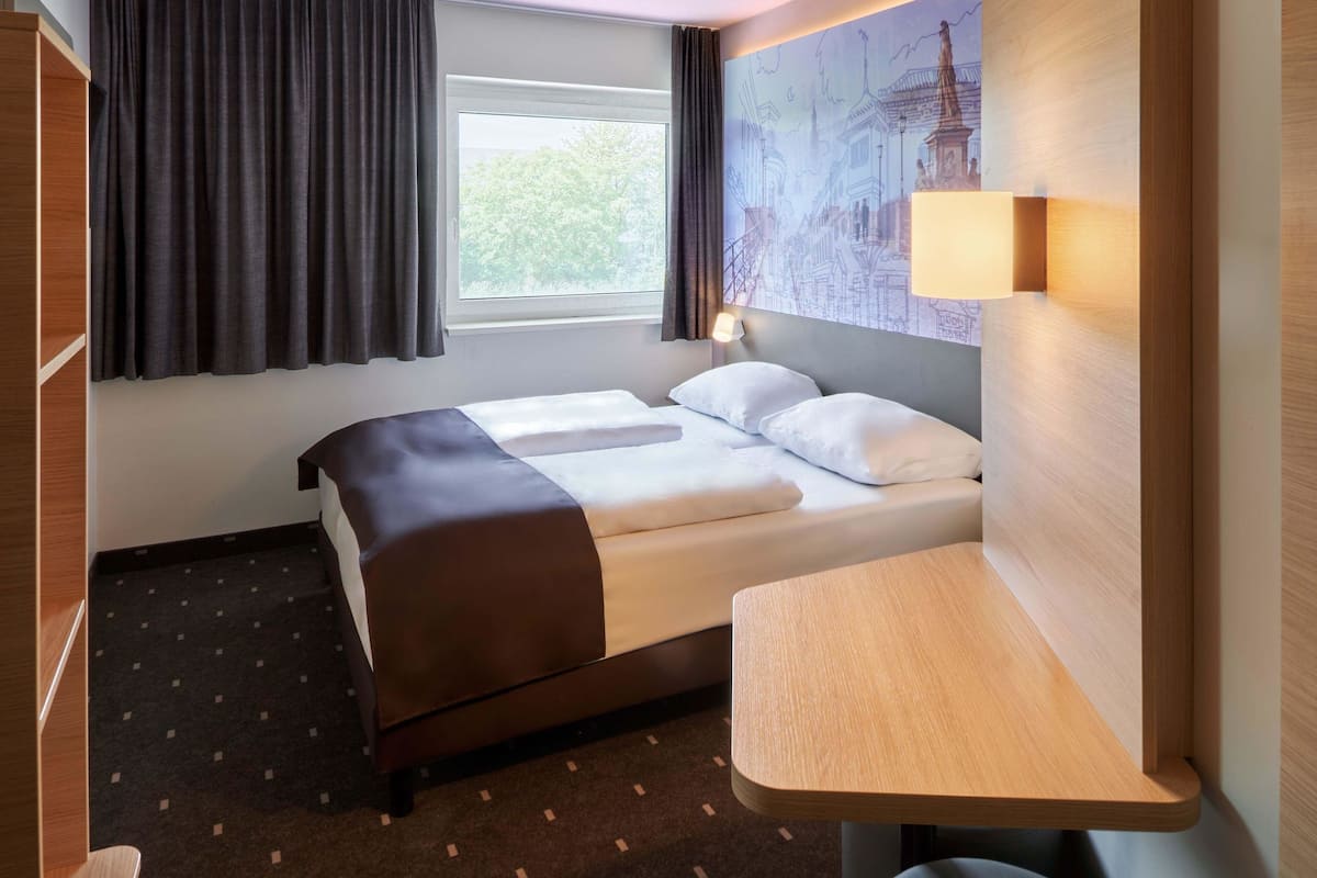 Tremannsrom | Skrivebord, lydisolert, wi-fi (inkludert) og sengetøy