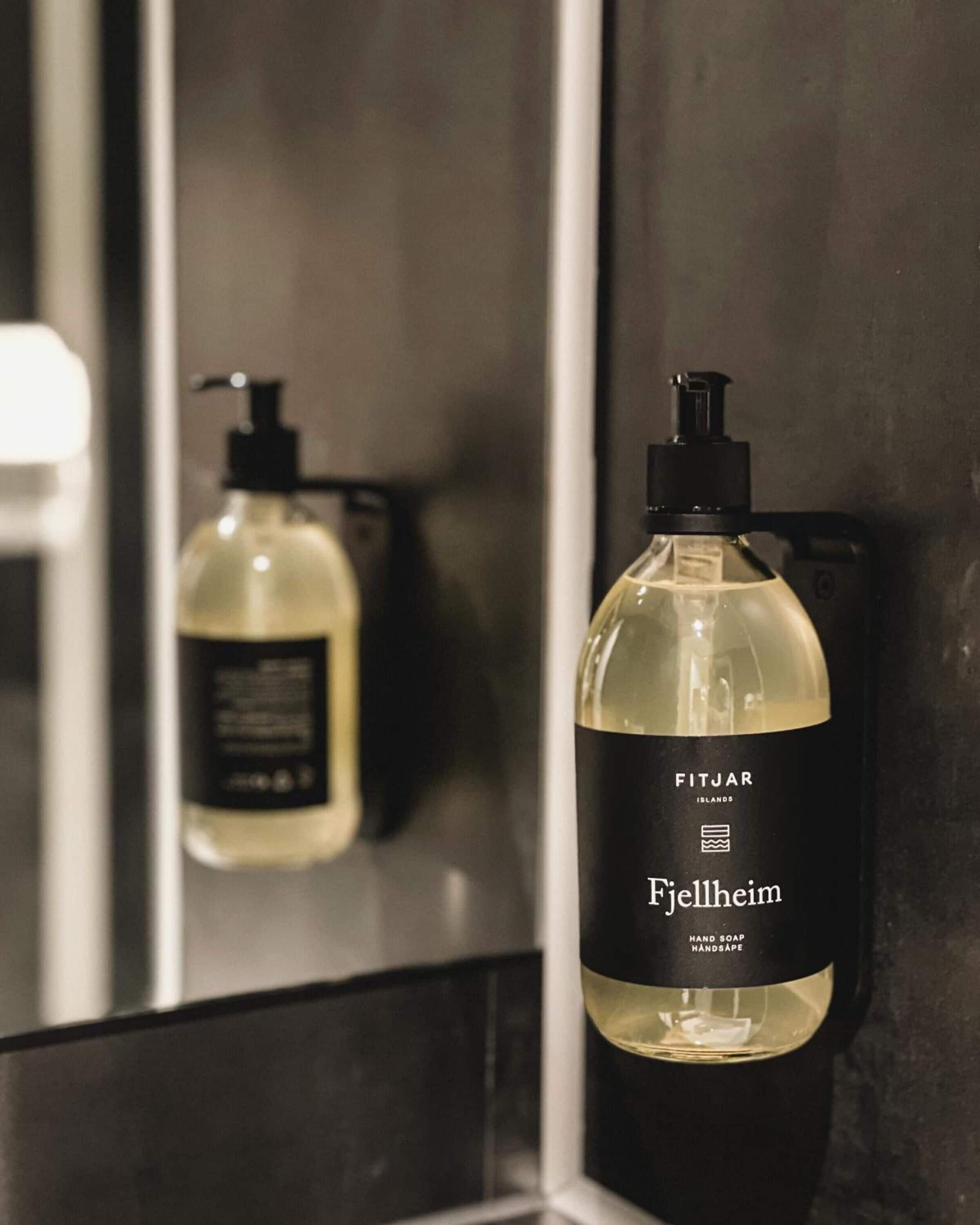 shower, heated floors, towels