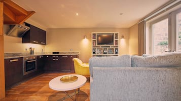 Mökki | Oleskelualue | Taulutelevisio