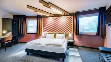 Premium Double Room | Premium bedding, desk, soundproofing, free WiFi