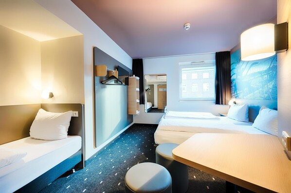 Chambre triple | 1 chambre, literie de qualité, bureau, système d’insonorisation