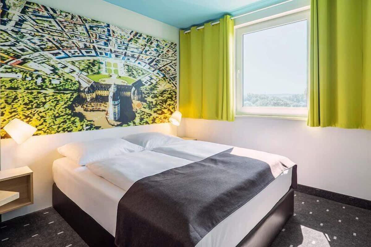 Doppelzimmer | Hochwertige Bettwaren, Schreibtisch, schallisolierte Zimmer