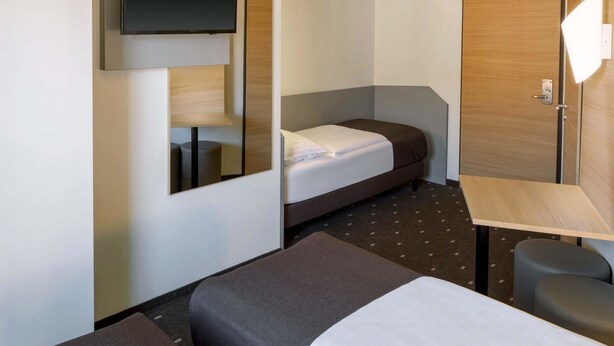 ห้องทริปเปิล | โต๊ะทำงาน, ห้องเก็บเสียง, Wi-Fi ฟรี, ผ้าปูที่นอน