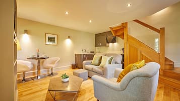 Mökki | Oleskelualue | Taulutelevisio