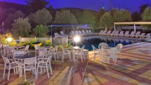 Outdoor dining - Astris Sun Hotel (Thasos)