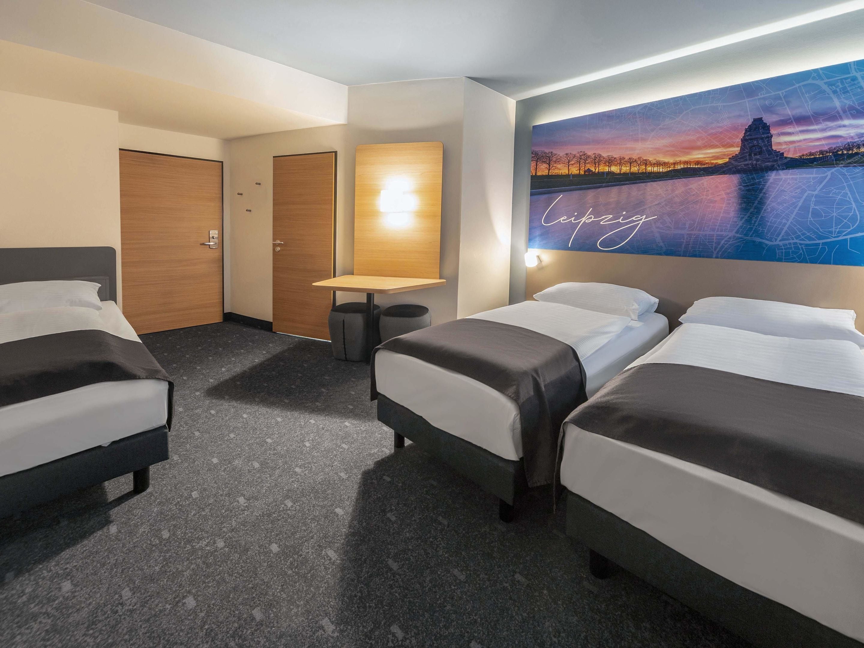 Triple Room | Hypo-allergenic bedding, desk, soundproofing, free WiFi