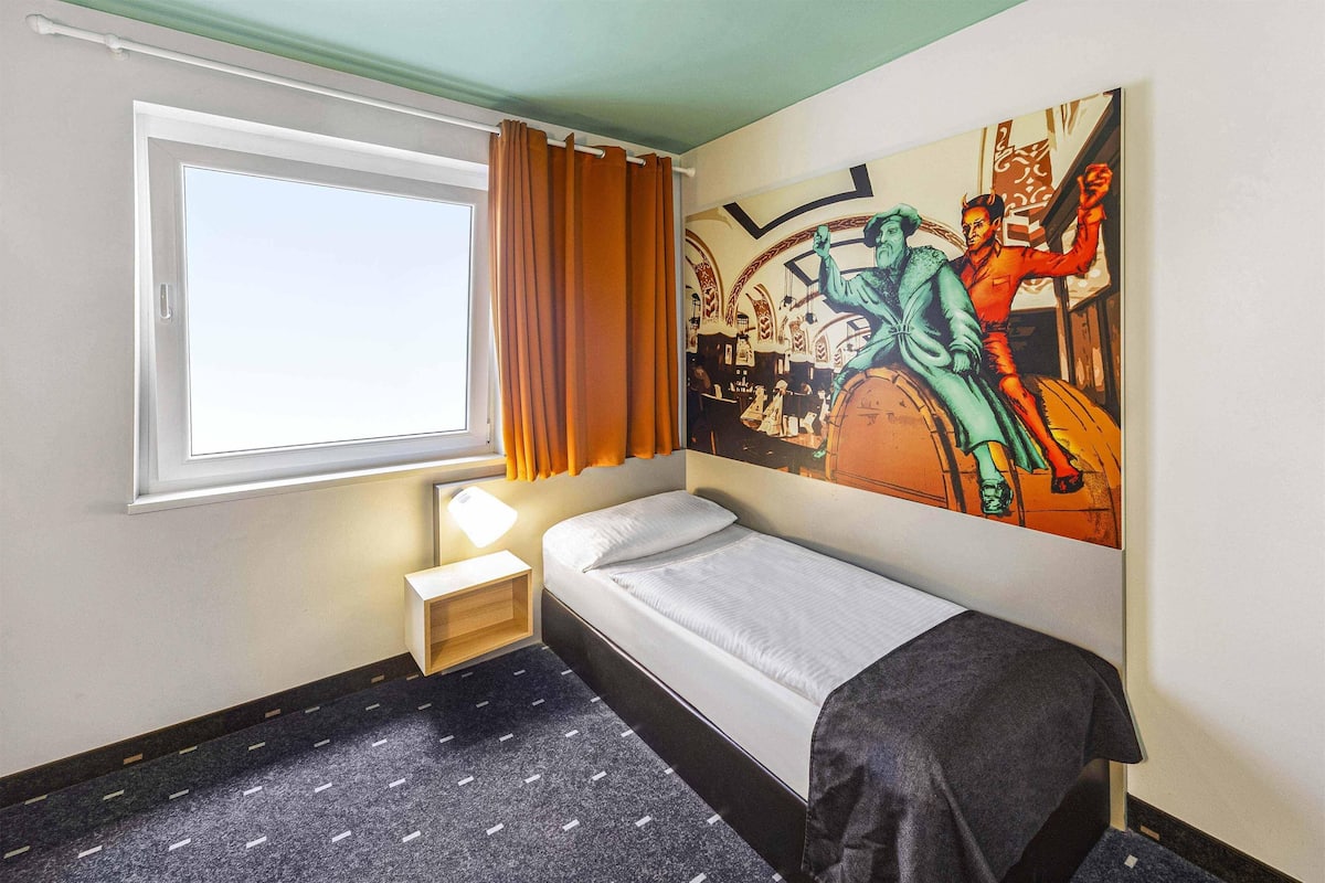 Single Room