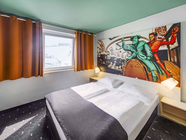 Double Room | Hypo-allergenic bedding, desk, soundproofing, free WiFi