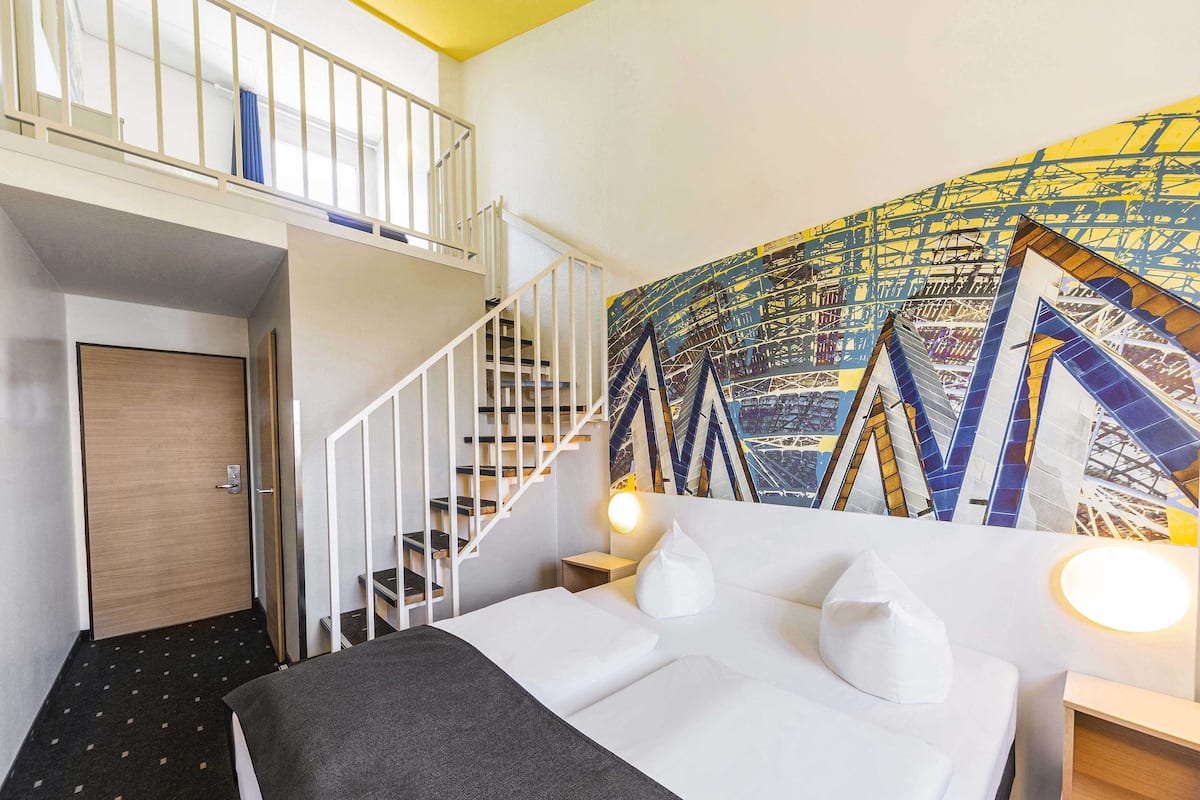 Firemannsrom | Allergitestet sengetøy, skrivebord, lydisolert og wi-fi (inkludert)