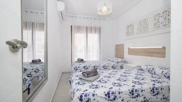 2 slaapkamers, een strijkplank/strijkijzer, gratis wifi, beddengoed